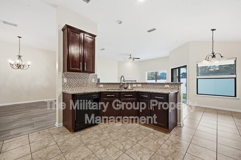 Orange Park House: 1059 Maple Lane