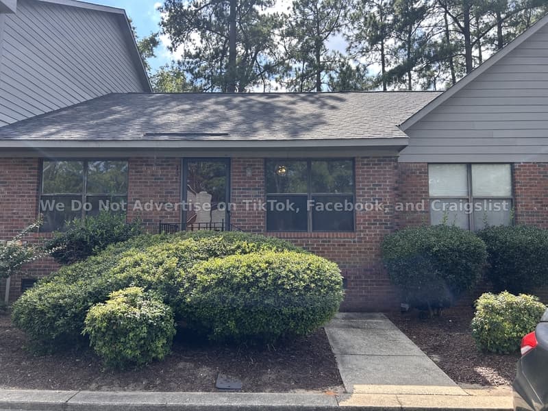 Fayetteville House: 137 Villa Drive