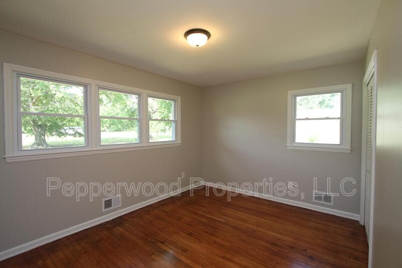 Pauline House: 5408 South Carolina HWY 215