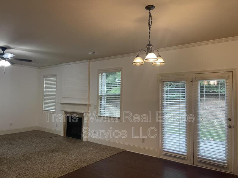 Lawrenceville House: 765 Westmoreland Lane Northeast