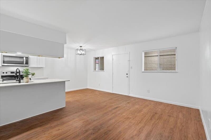 Austin Condo: 3704 Speedway
