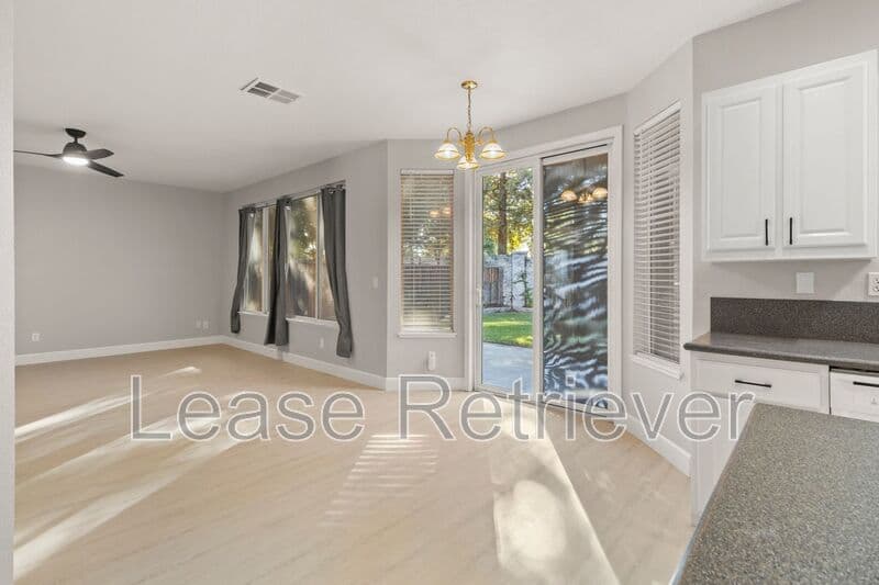 Tracy House: 2529 Almanor Dr