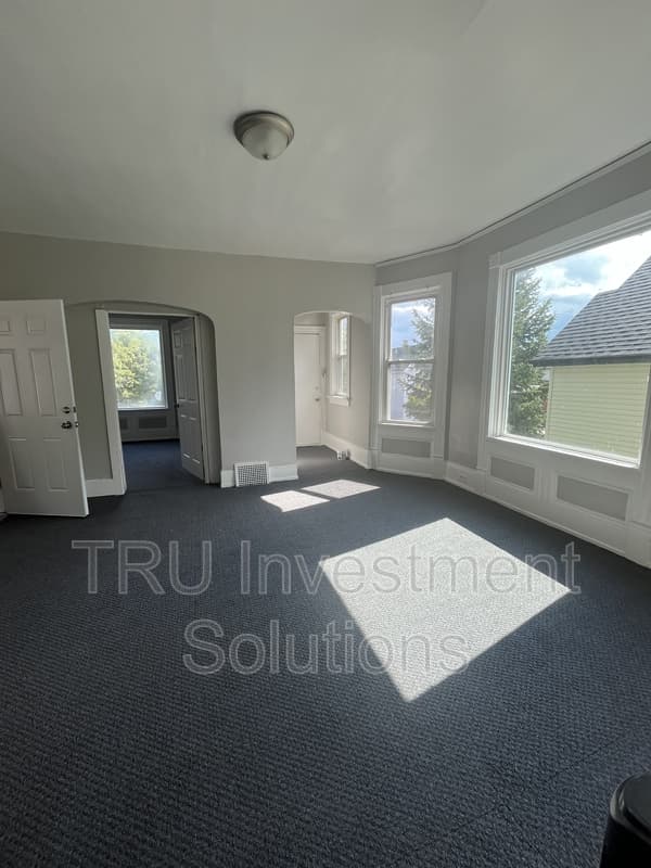 Milwaukee Condo: 2441 North 6th Street