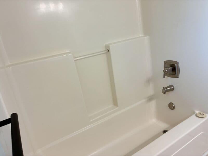 Rincon House: 105 E 9th St