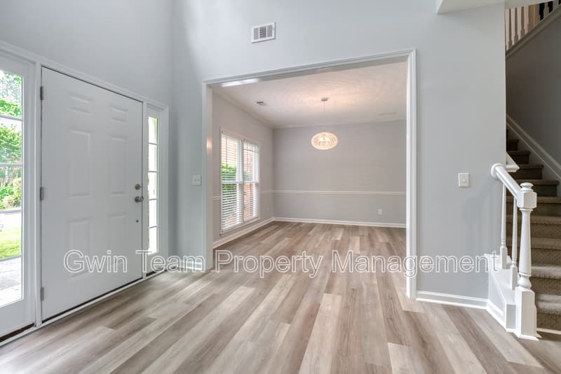 Johns Creek House: 355 Lamme Chase