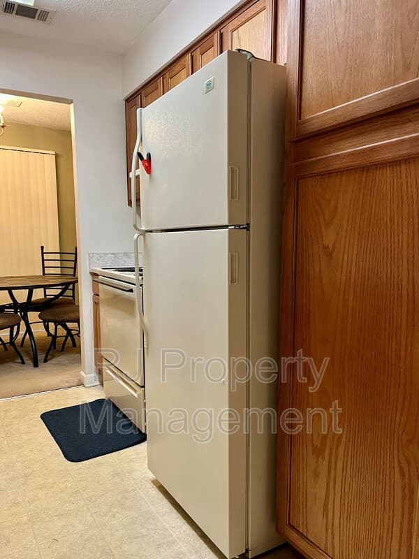 Memphis Condo: 5656 Encino Cv