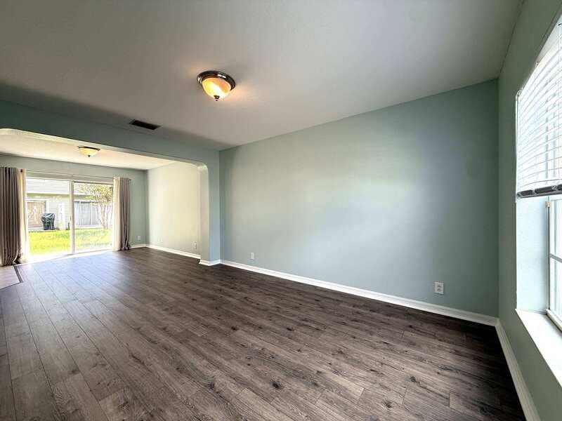 Largo Townhome: 8006 Thoroughbred Loop - 1