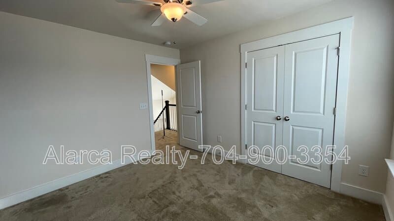 Charlotte Townhome: 2723 Tranquil Oak Pl