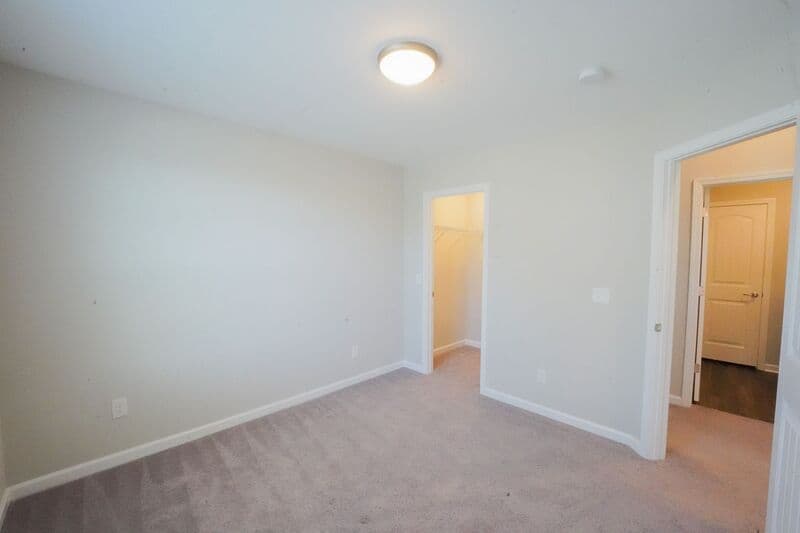 Savannah House: 165 Greyfield Circle