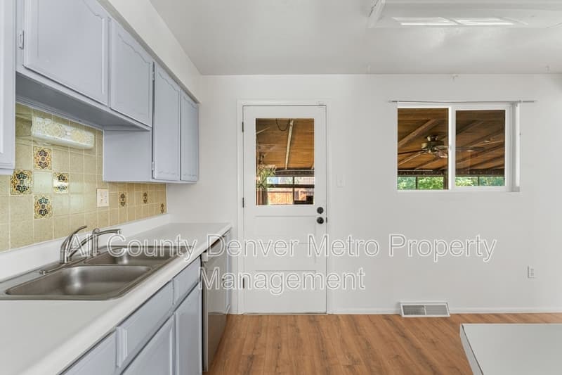 Arvada House: 11741 West 70th Place