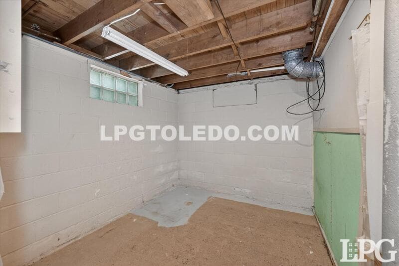 Toledo House: 3610 Burton Ave.