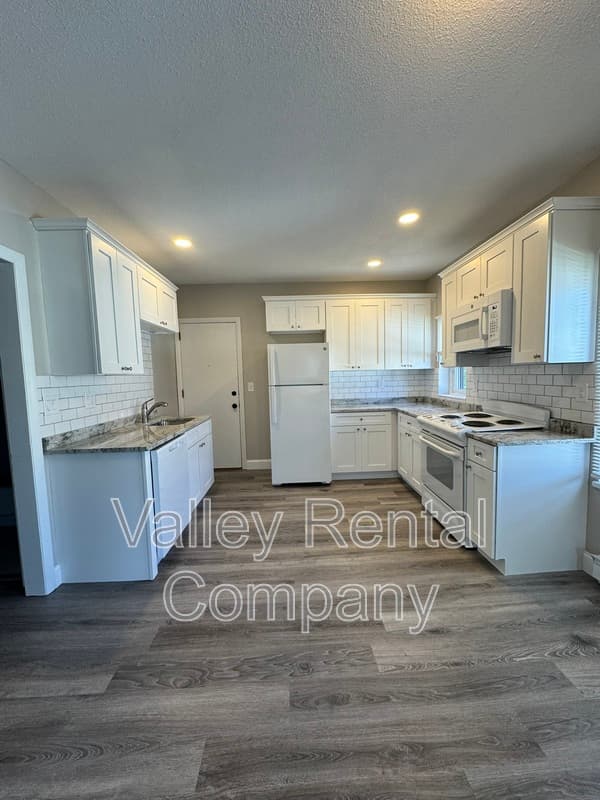 Northampton Condo: 18 Orchard Street - 2