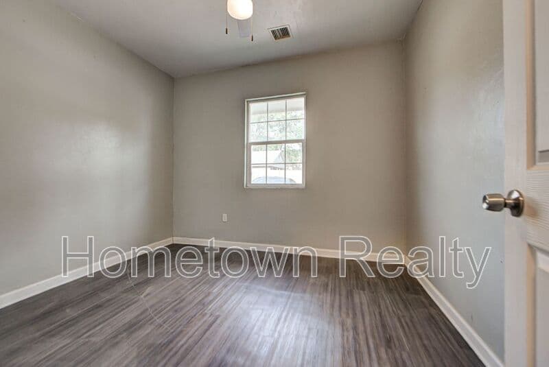 Oklahoma City House: 1801 E Madison Street