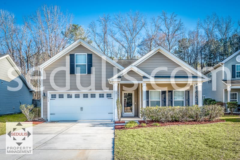 Moncks Corner House: 114 Maywood Drive