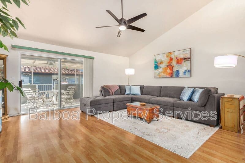 Mesa Condo: 220 N 22nd Pl