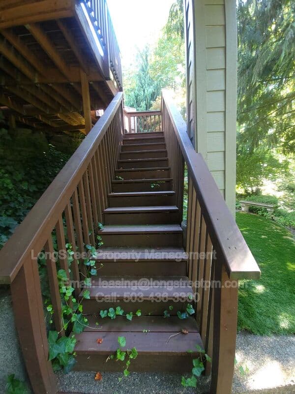 Portland House: 9739 NW Henry Ct