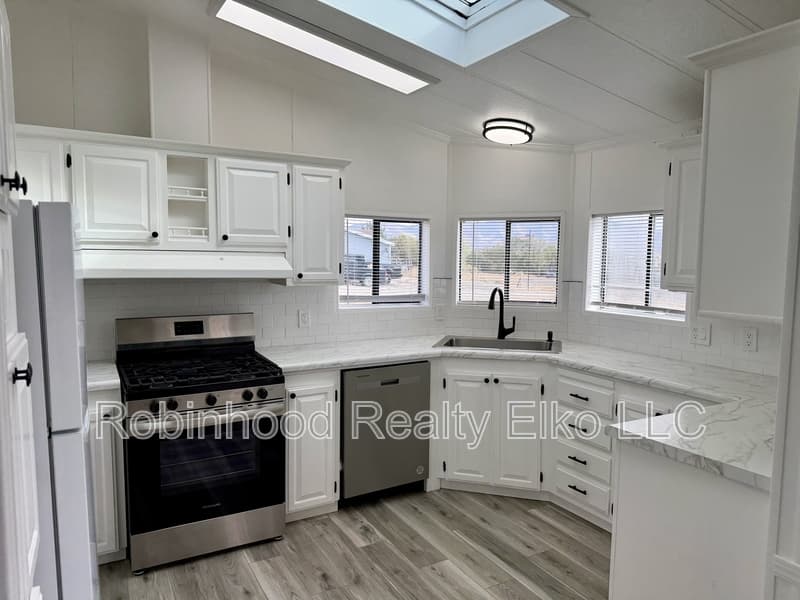 Spring Creek House: 579 Brent Drive