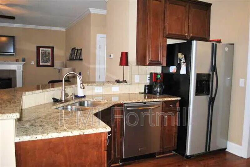 Rock Hill House: 2011 Hayes Drive
