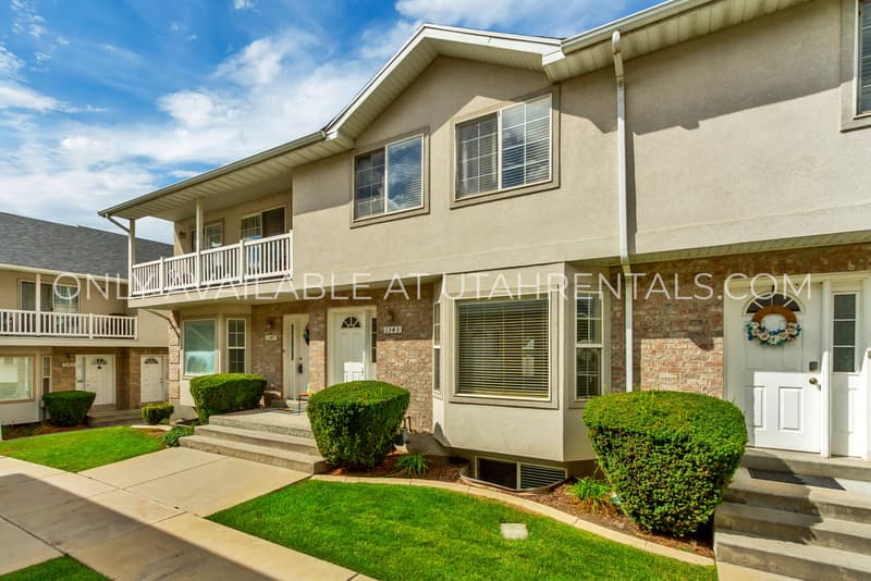 Provo Townhome: 1343 S 1370 E
