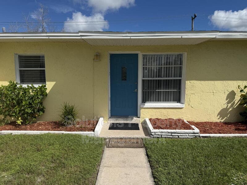 Merritt Island House: 510 Orange Ave