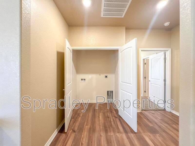 Belton Condo: 1261A Jasmine Dr