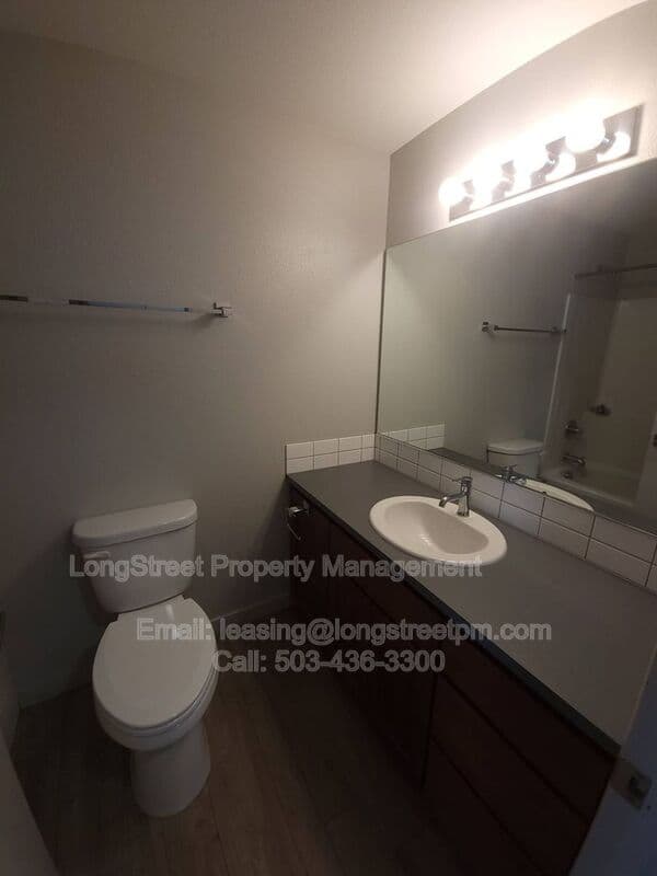 Portland Condo: 9305 SW 91st Ave