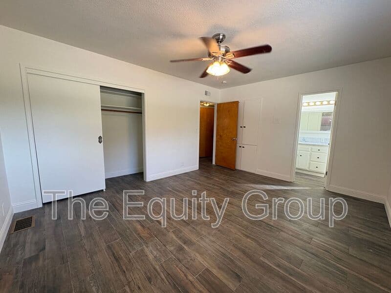 Dinuba House: 341 North Garden Dr