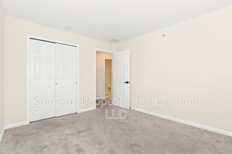 Hamilton Townhome: 1032 Lamberton St