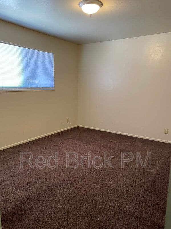 Merced House: 351 W. 21st Street