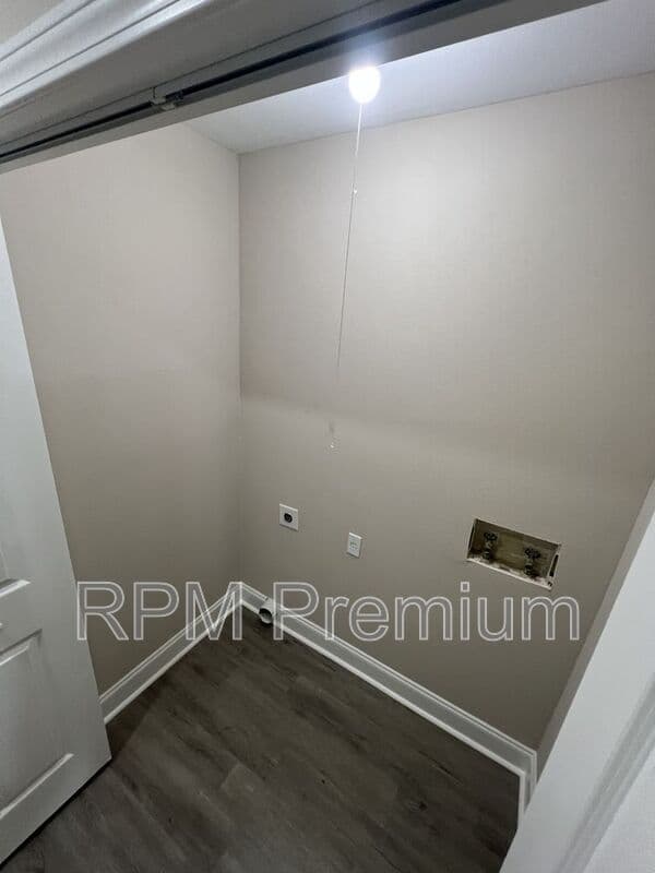 Baton Rouge House: 8724 Pecan Tree Dr.