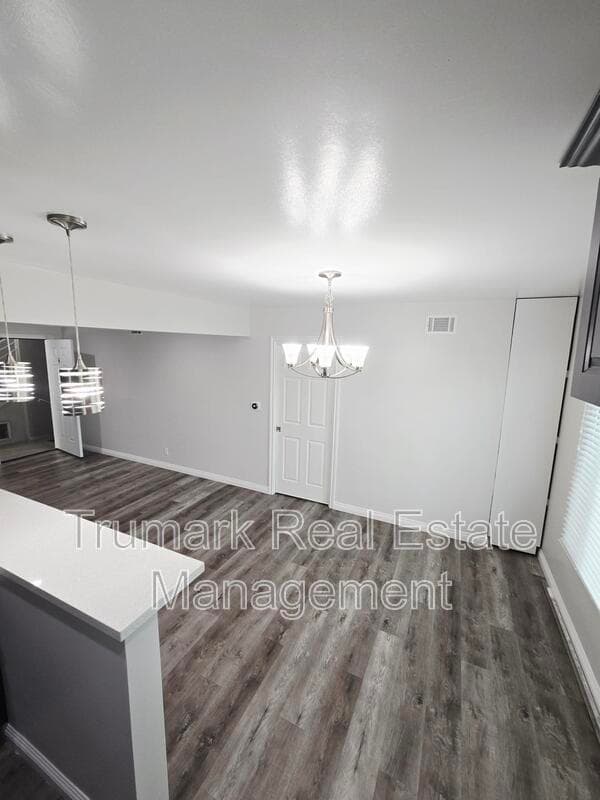 Glendale Condo: 1303 N Brand Blvd