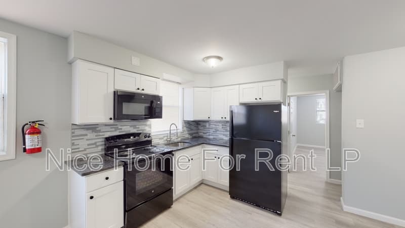 Westville Condo: 910 Gateway Boulevard - D2