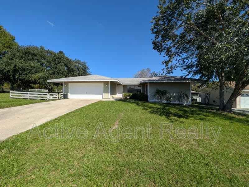 Lecanto House: 2215 West Shining Dawn Lane