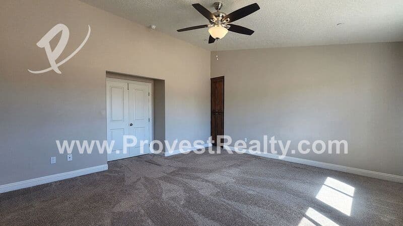 Hesperia House: 17907 Birch St