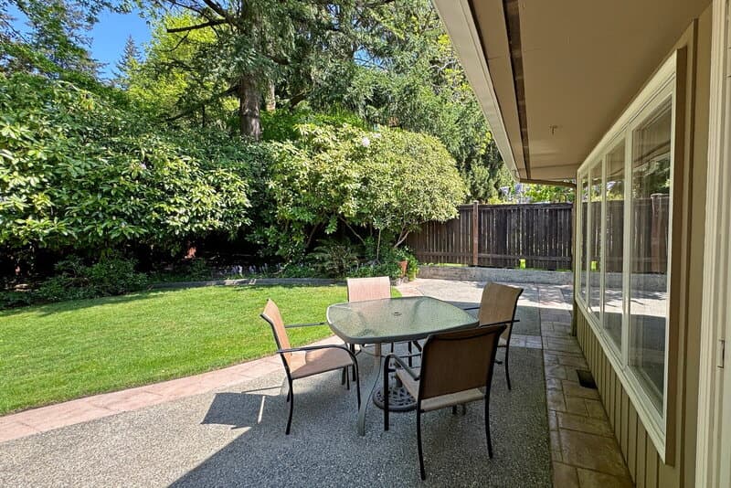 Kirkland House: 10632 NE 47th Pl