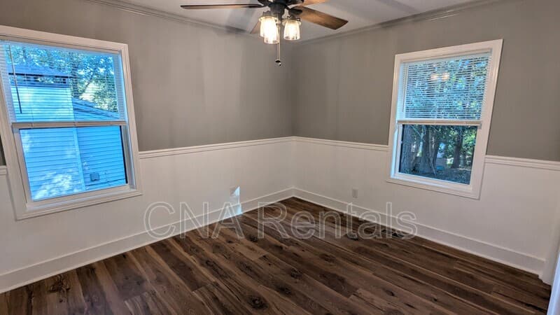 Smyrna House: 2042 Spring Rd SE