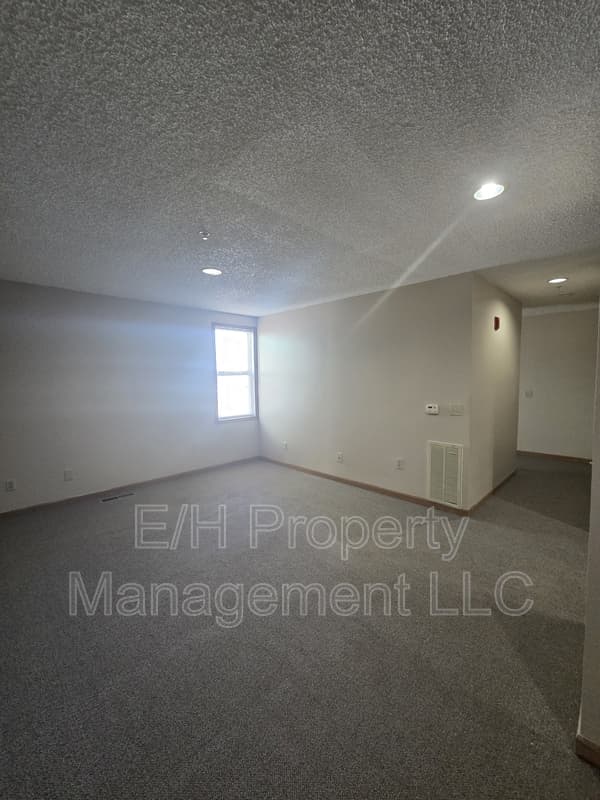 Wichita House: 2500 East 27th Street North