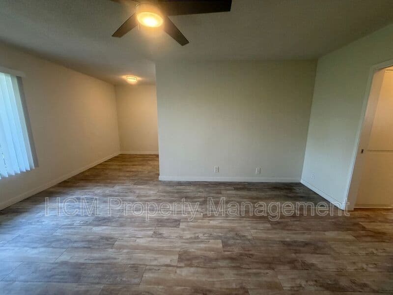 Culver City House: 4714 S. Slauson Ave