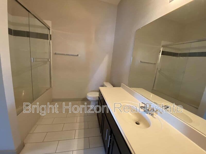 Hurst Condo: 3601 Valley Vista Drive