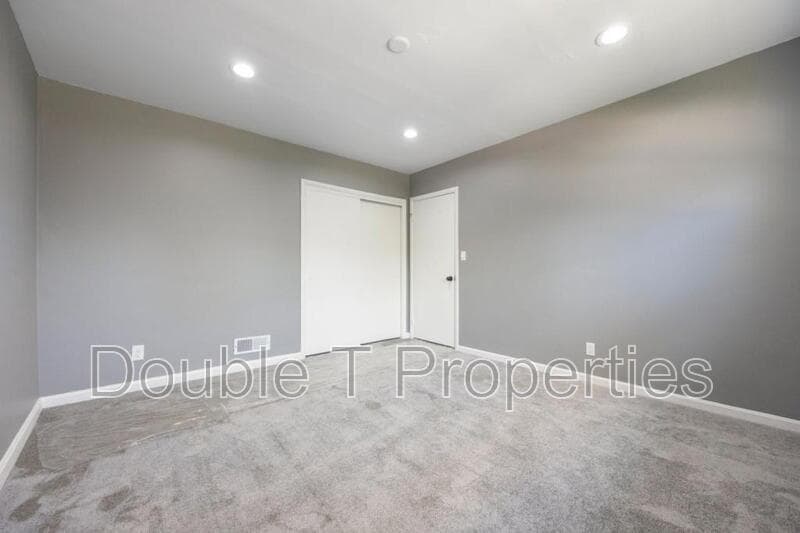 Baltimore Townhome: 2400 W Garrison Ave