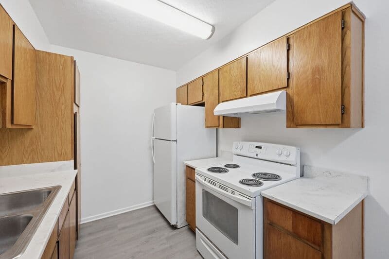 Kirbyville House: 1410 South Elizabeth Avenue