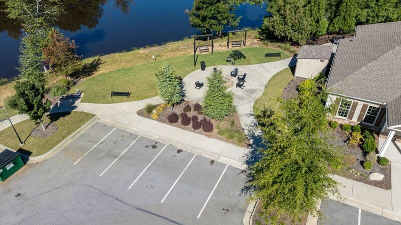 Flowery Branch House: 6079 Hoot Owl Lane