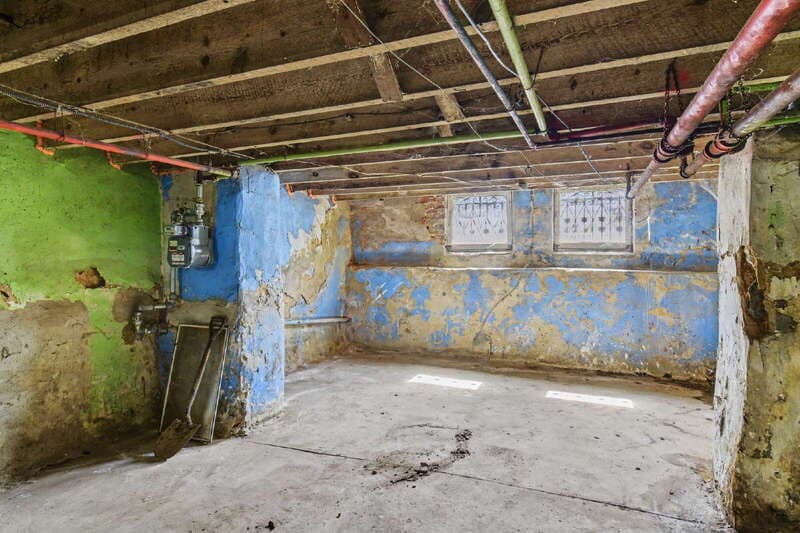 Philadelphia House: 5335 Willows Avenue