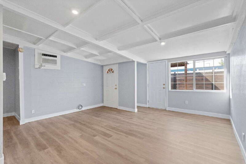 Sacramento House: 1516B McAllister Avenue