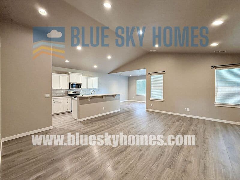 Caldwell House: 5517 Junegrass Way