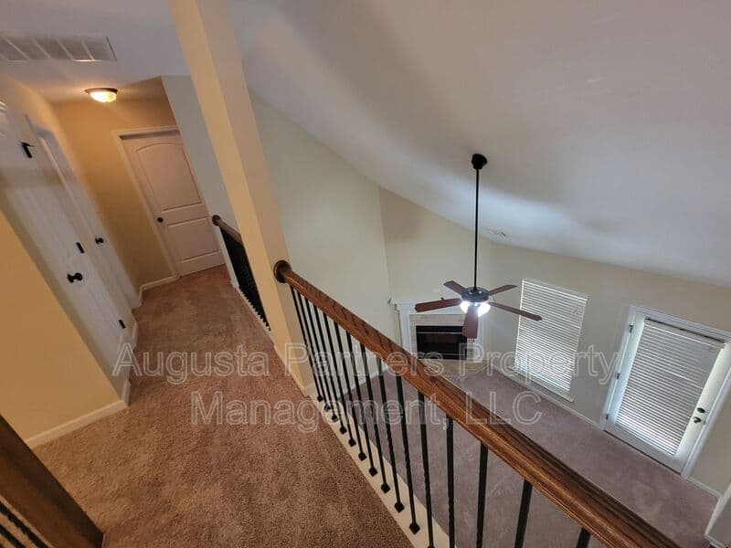 Evans House: 3460 Conifer Trl