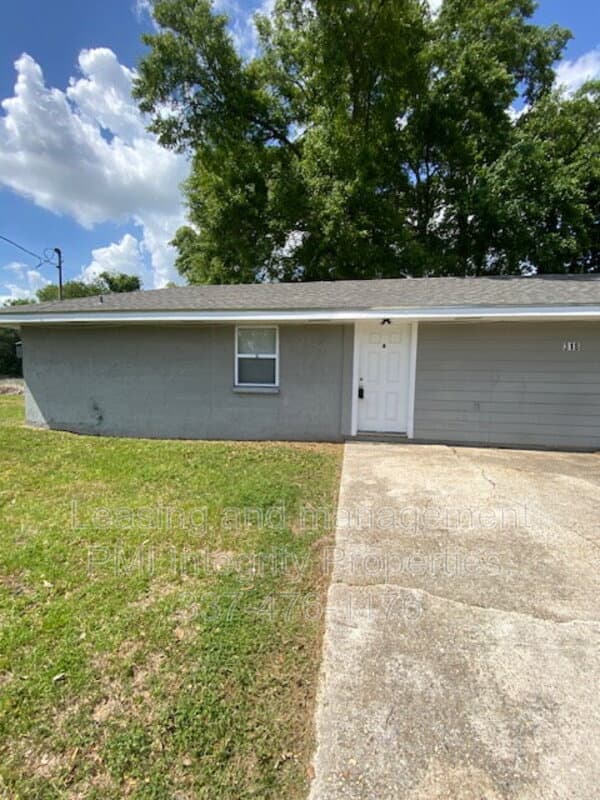 Carencro Condo: 318 Auburn Drive