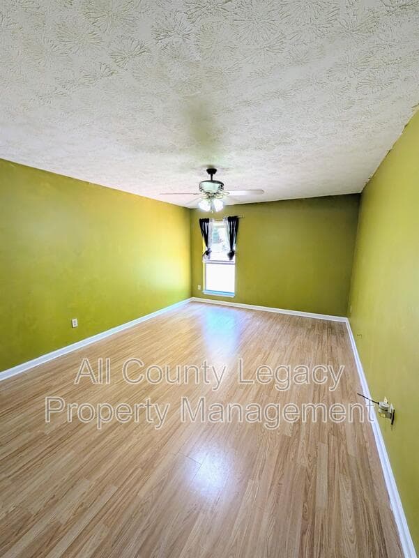 Athens Condo: 168 Scandia Cir
