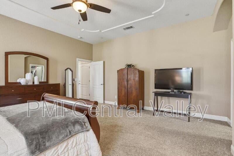 City of Atwater House: 1761 KT Avenue