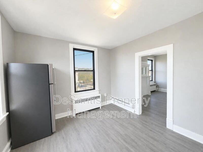 Homestead Condo: 810 Amity Street